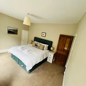 arthurs-cottage.yorkshirehotels.net/
