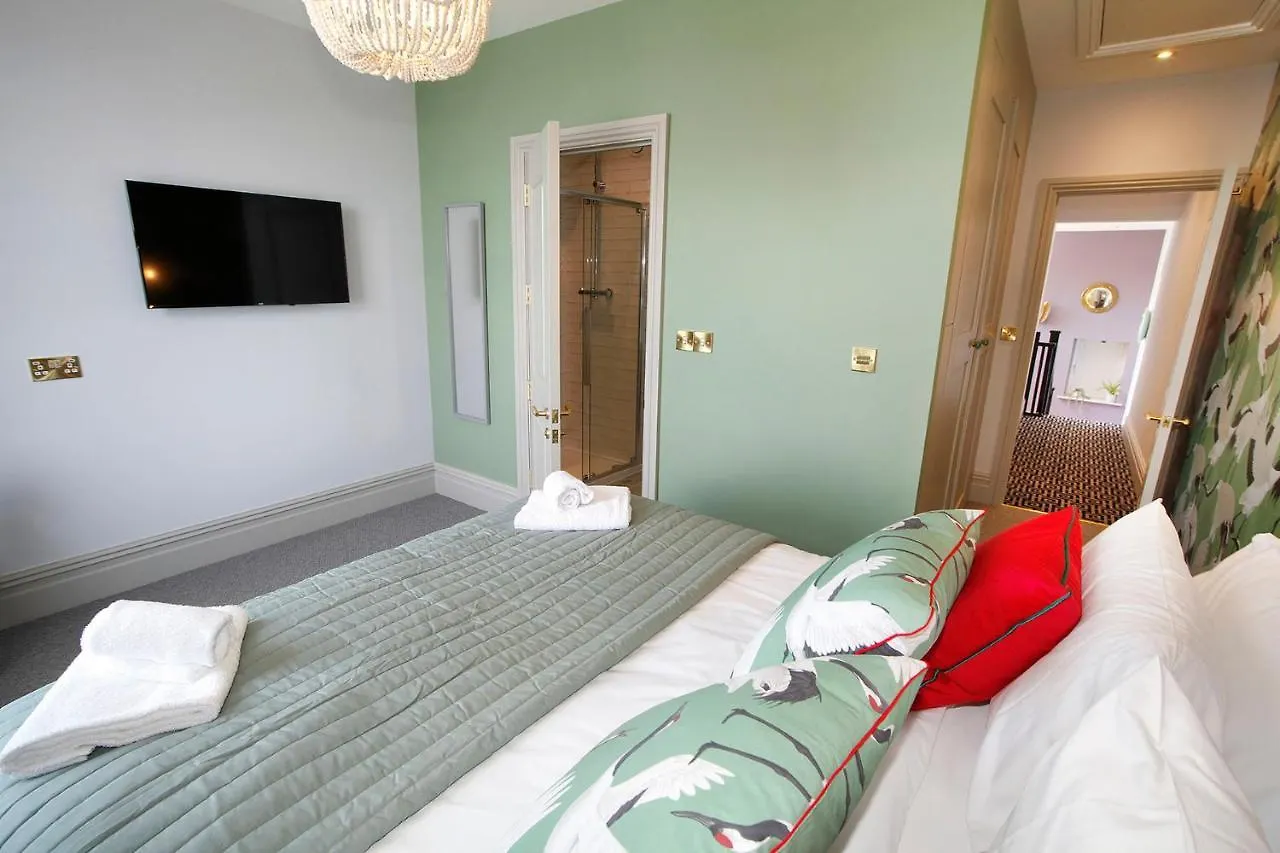 Sea Watch Seafront Holiday House Villa The Mumbles 0*,  United Kingdom