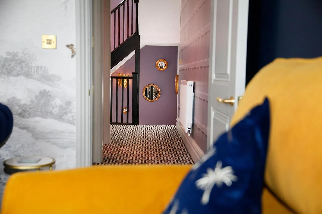 Sea Watch Seafront Holiday House Villa The Mumbles Holiday home