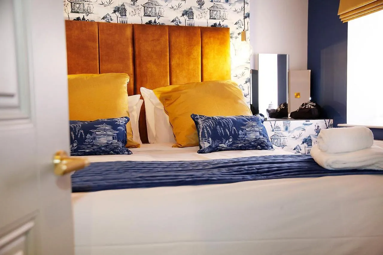 Sea Watch Seafront Holiday House Villa The Mumbles 0*,  United Kingdom