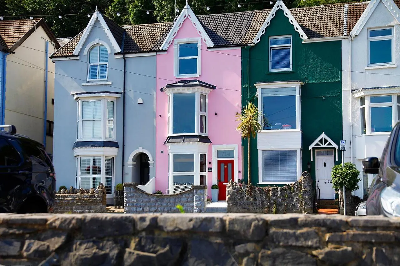 Sea Watch Seafront Holiday House Villa The Mumbles Holiday home