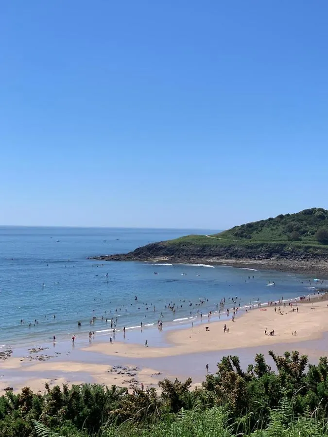 Sea Watch Seafront Holiday House Villa The Mumbles 0*,  United Kingdom